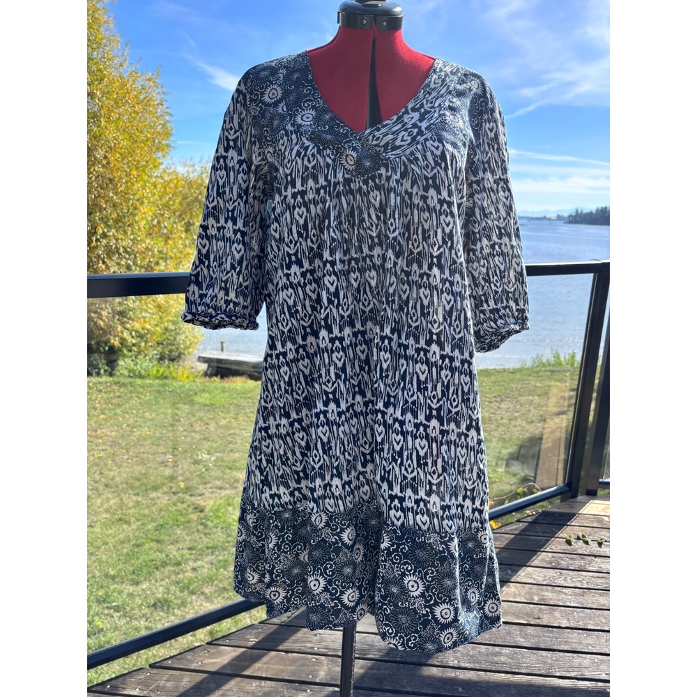 N.T.S. Not The Same shift dress women 40 navy blue ikat floral boho v-neck